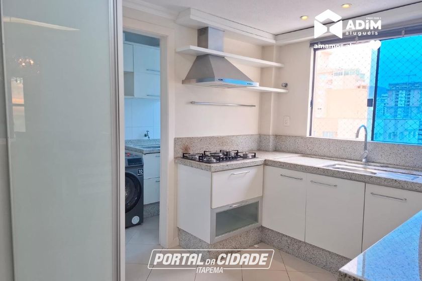 Apartamento para alugar - 172m&sup2; - Meia Praia