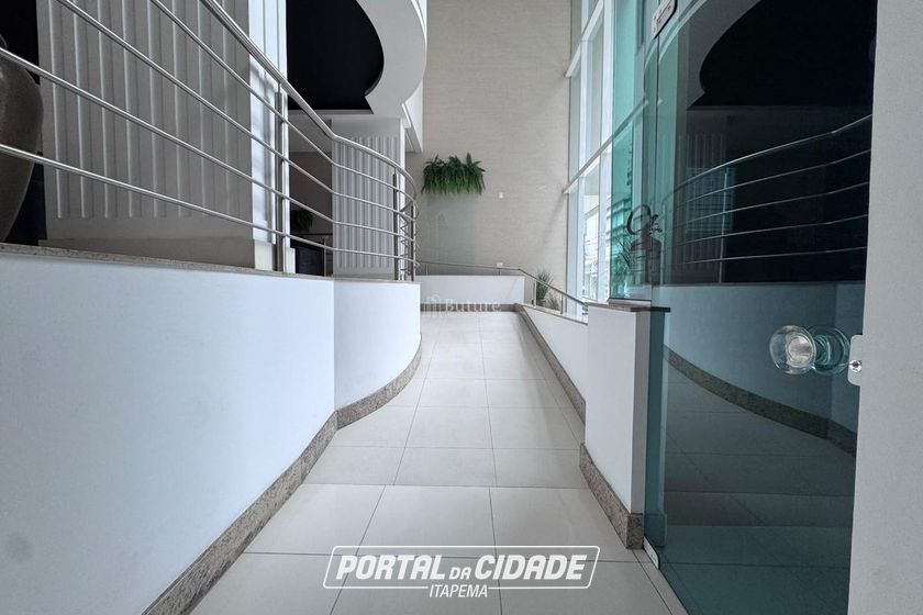 Apartamento &agrave; venda - 122m&sup2; - Centro