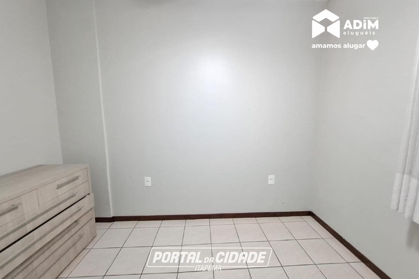 Apartamento para alugar - 193m&sup2; - Meia Praia