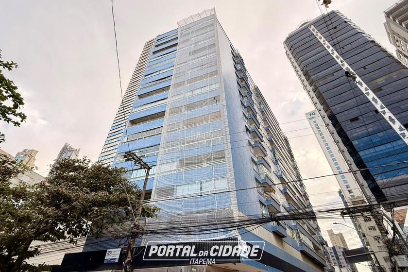 Apartamento &agrave; venda - 120m&sup2; - Centro