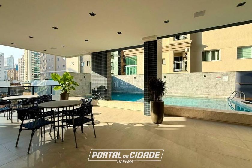 Apartamento &agrave; venda - Meia Praia