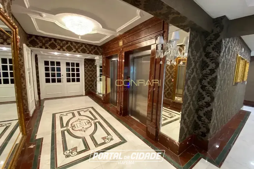 Apartamento &agrave; venda - 185m&sup2; - MEIA Praia