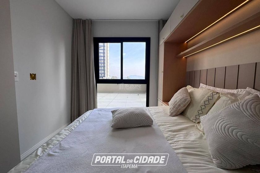 Apartamento &agrave; venda - Meia Praia