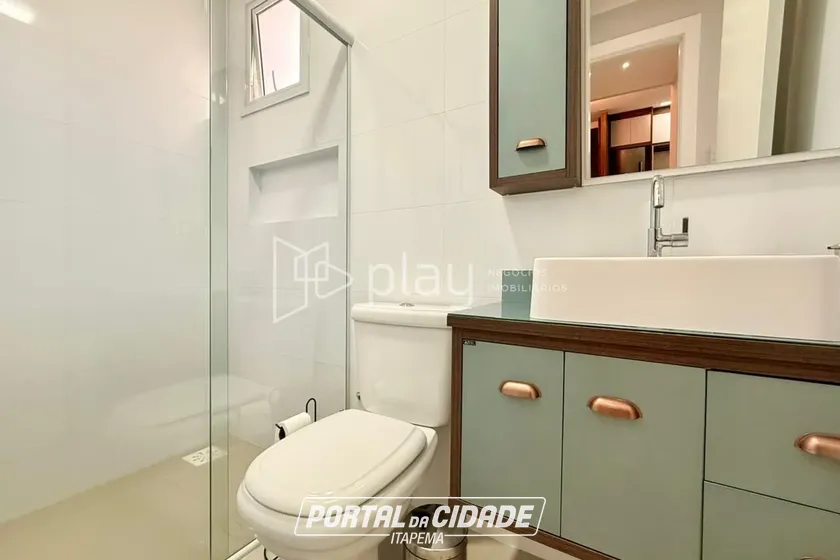 Apartamento &agrave; venda - 70m&sup2; - Meia Praia