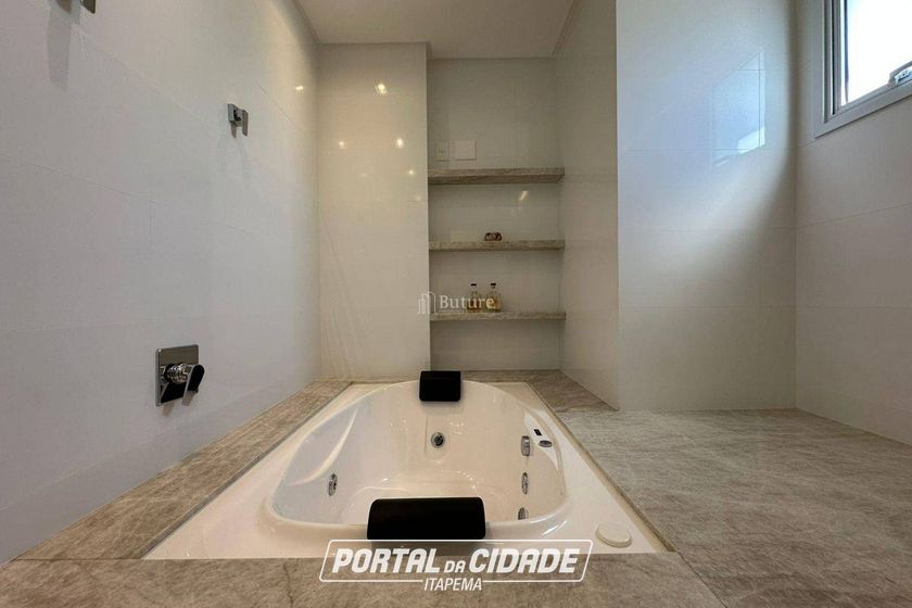 Apartamento &agrave; venda - Meia Praia