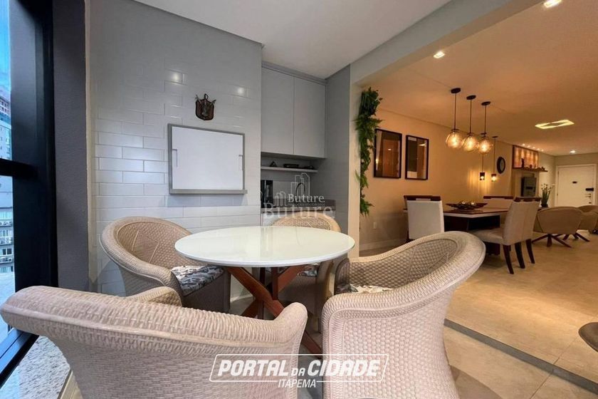 Apartamento &agrave; venda - Meia Praia