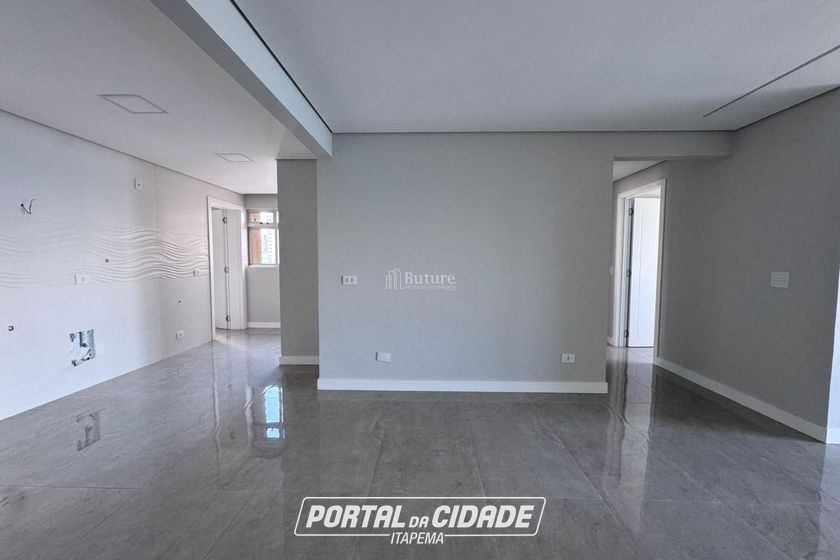 Apartamento &agrave; venda - 145m&sup2; - Barra Sul
