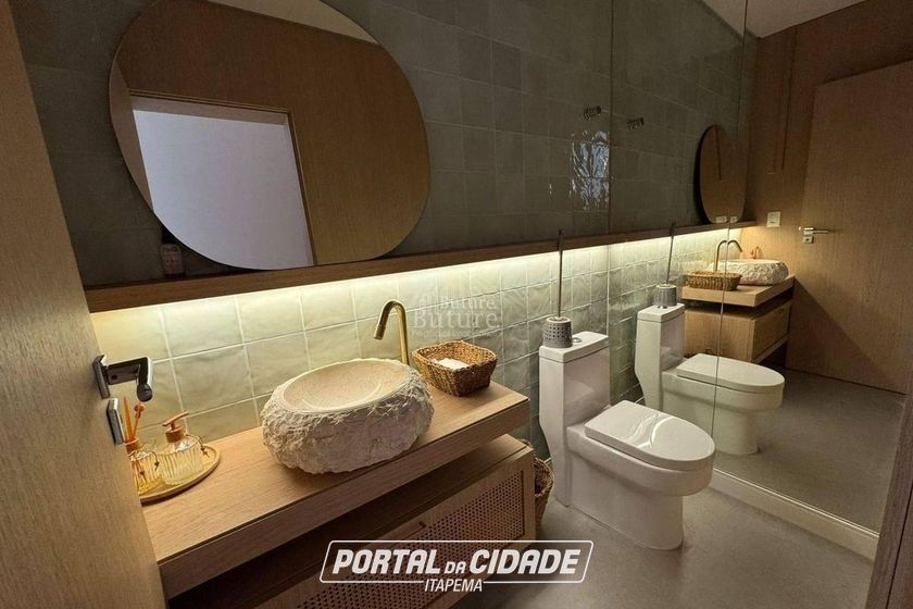 Apartamento &agrave; venda - Meia Praia