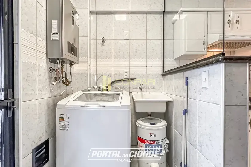 Apartamento &agrave; venda - 110m&sup2; - Meia Praia
