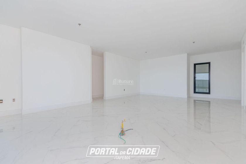 Apartamento &agrave; venda - 180m&sup2; - Centro