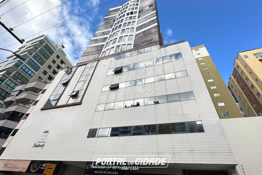Apartamento &agrave; venda - 120m&sup2; - Andorinha
