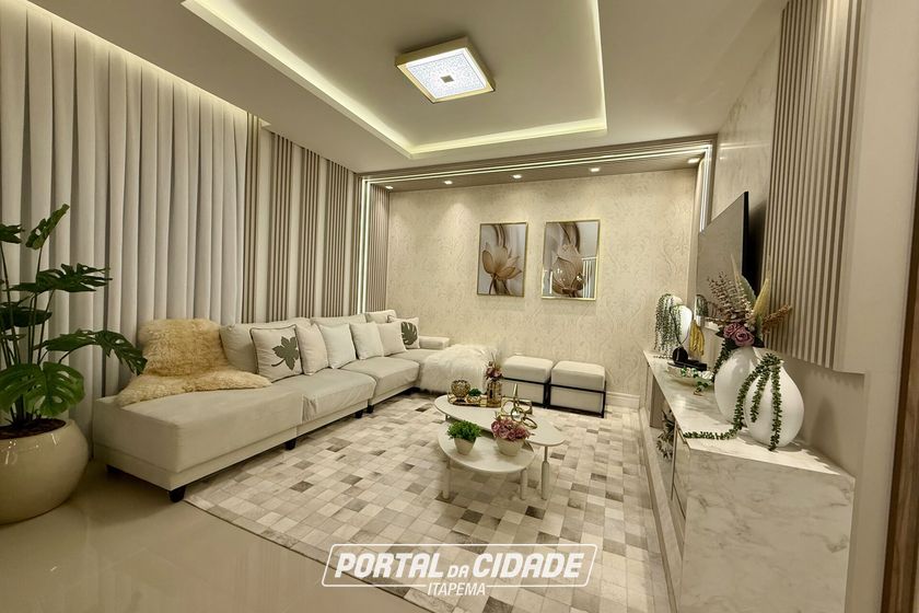 Apartamento &agrave; venda - 171m&sup2; - Meia Praia