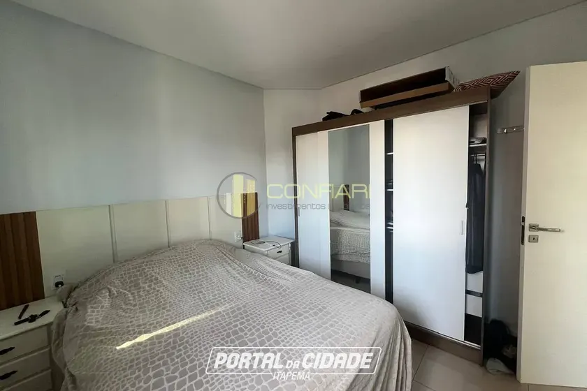 Apartamento para alugar - 80m&sup2; - Meia praia