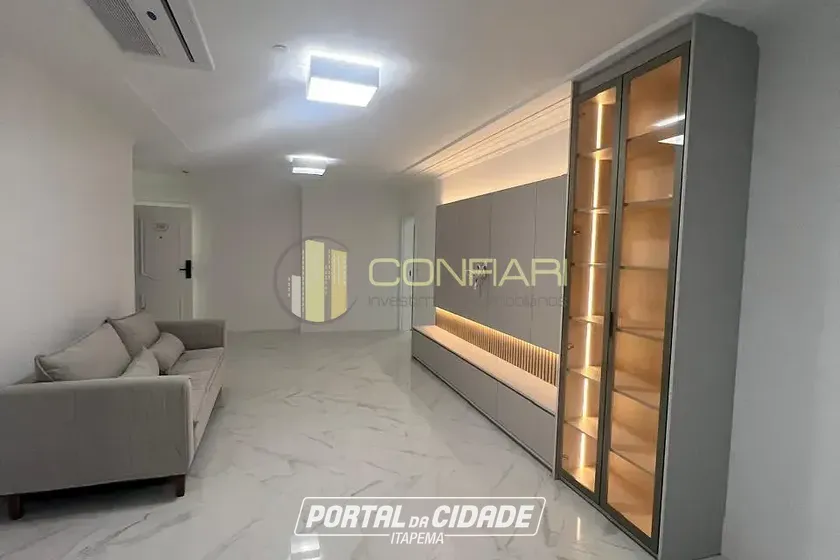 Apartamento para alugar - 187m&sup2; - meia praia