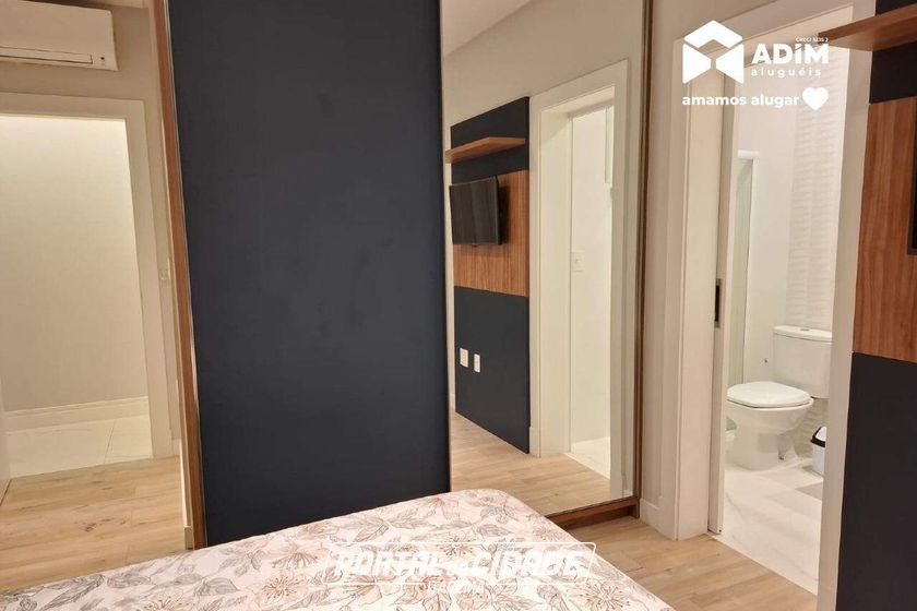 Apartamento para alugar - 132m&sup2; - Meia Praia