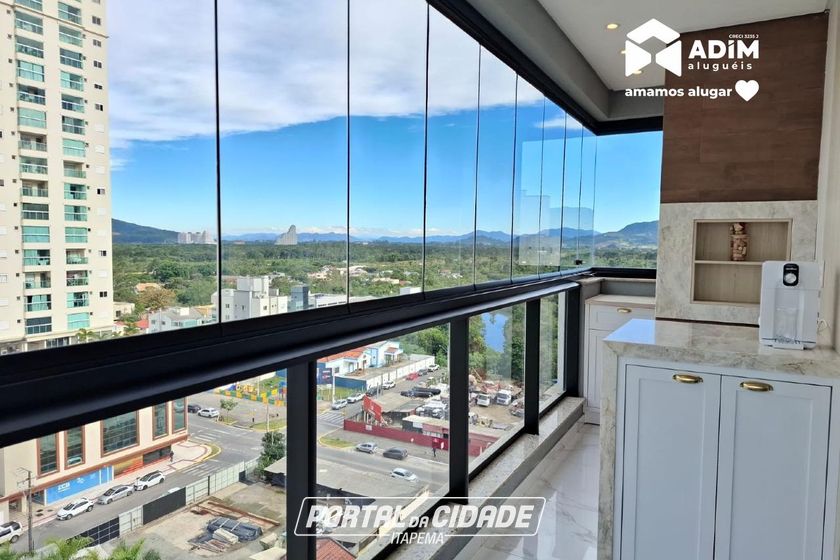 Apartamento para alugar - 93m&sup2; - Meia Praia