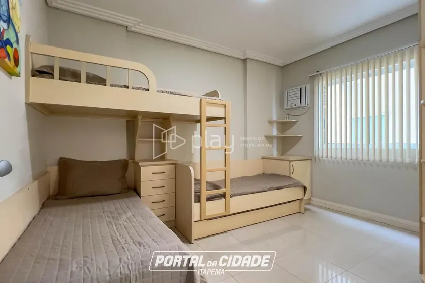 Apartamento &agrave; venda - 180m&sup2; - Centro