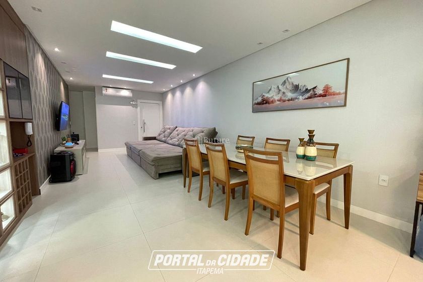 Apartamento &agrave; venda - 141m&sup2; - Meia Praia
