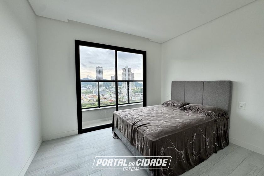 Apartamento &agrave; venda - 84m&sup2; - Praia Brava
