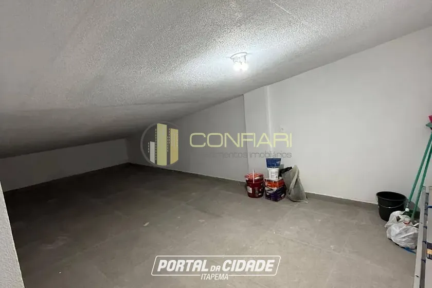 Sala Comercial para alugar - 110m&sup2; - Meia Praia