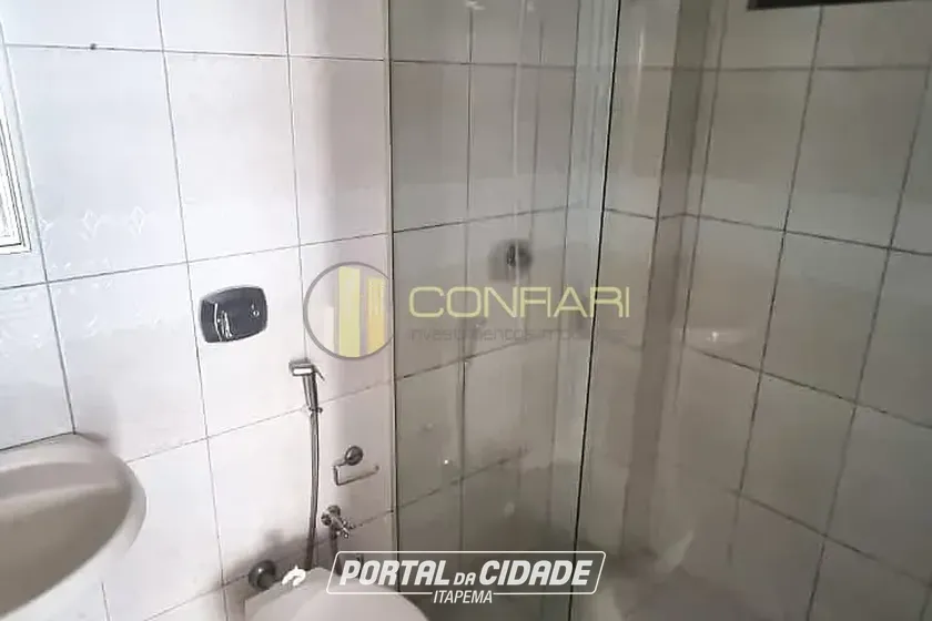 Apartamento &agrave; venda - 117m&sup2; - Meia Praia