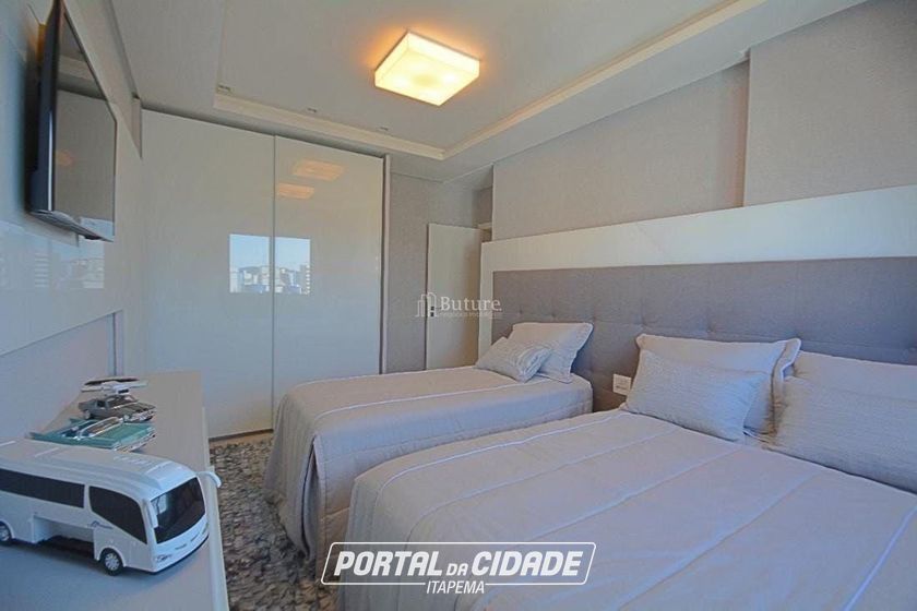 Apartamento &agrave; venda - 208m&sup2; - Meia Praia