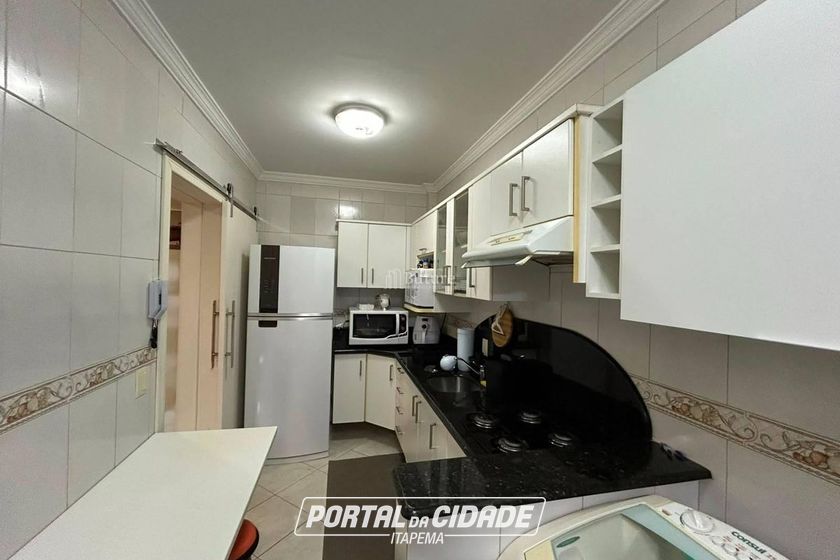 Apartamento &agrave; venda - 159m&sup2; - Meia Praia