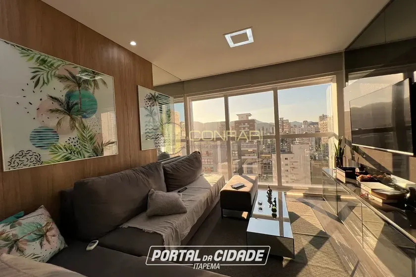 Apartamento &agrave; venda - 113m&sup2; - Meia Praia