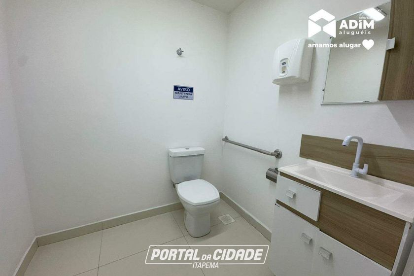 Sala Comercial para alugar - 150m&sup2; - Meia Praia