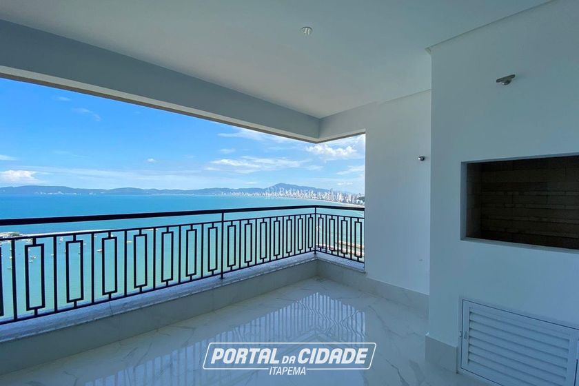 Apartamento &agrave; venda - 190m&sup2; - Centro