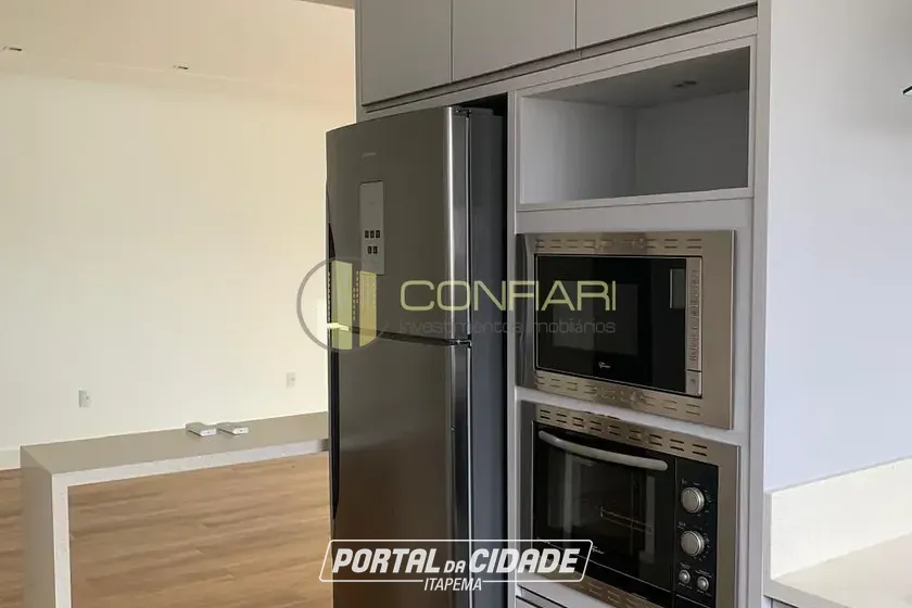 Apartamento para alugar - 182m&sup2; - Meia Praia