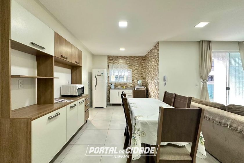 Apartamento &agrave; venda - 118m&sup2; - Meia Praia