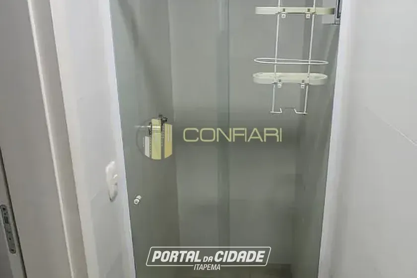Apartamento para alugar - 80m&sup2; - Meia Praia