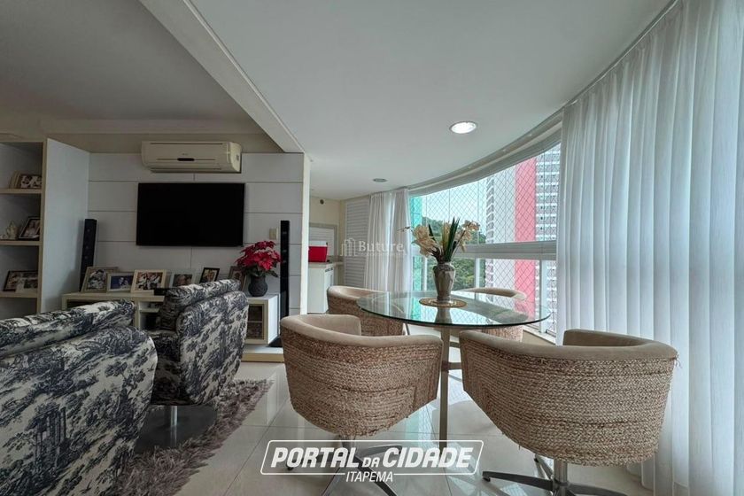 Apartamento &agrave; venda - 135m&sup2; - Pioneiros