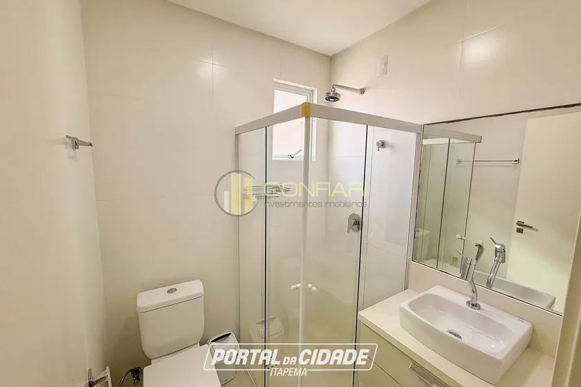 Apartamento &agrave; venda - 185m&sup2; - MEIA PRAIA