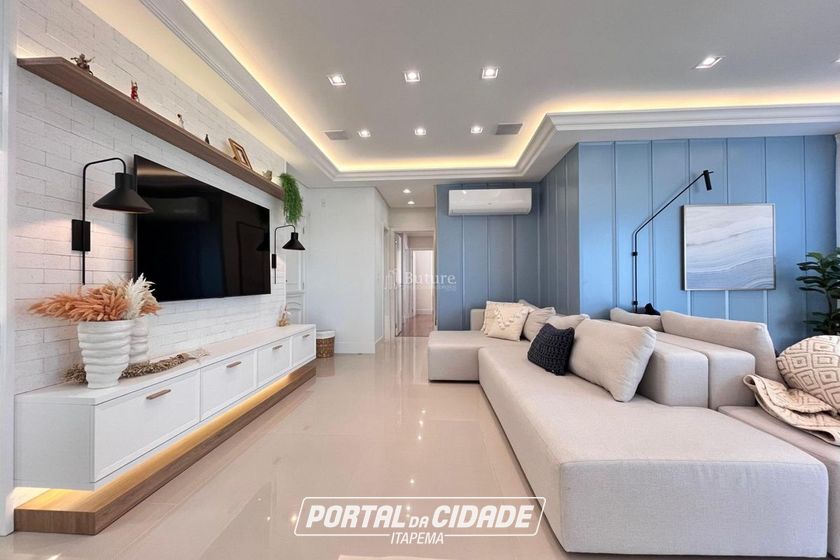 Apartamento &agrave; venda - 150m&sup2; - Meia Praia