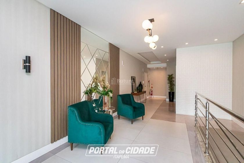 Apartamento &agrave; venda - 81m&sup2; - Meia Praia