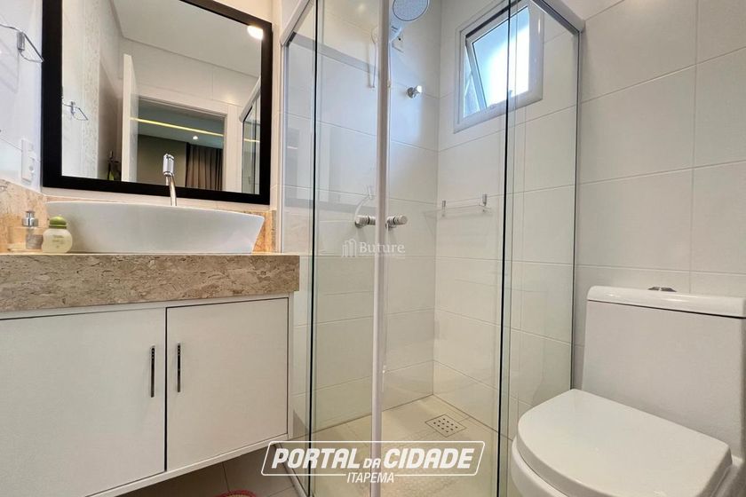 Apartamento &agrave; venda - 166m&sup2; - Meia Praia