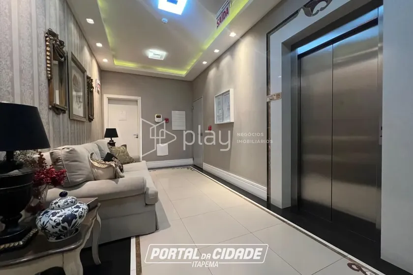 Apartamento &agrave; venda - 185m&sup2; - Meia Praia