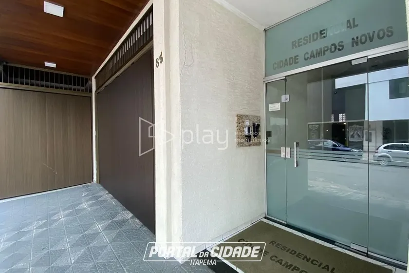 Apartamento &agrave; venda - 104m&sup2; - Meia Praia
