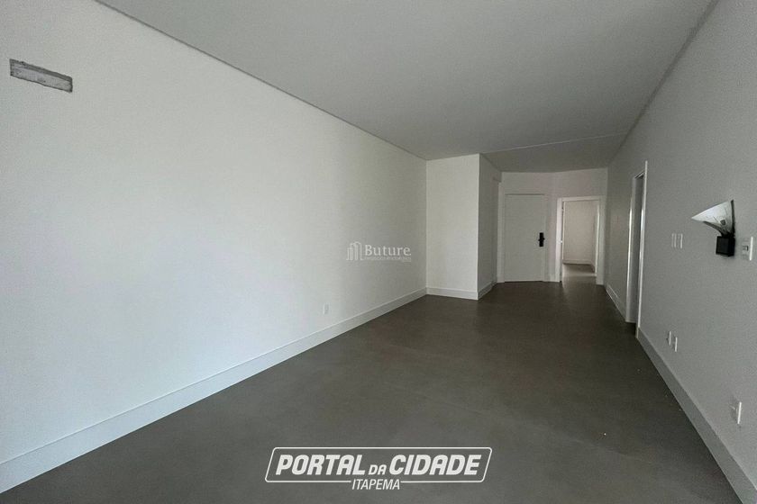Apartamento &agrave; venda - Meia Praia