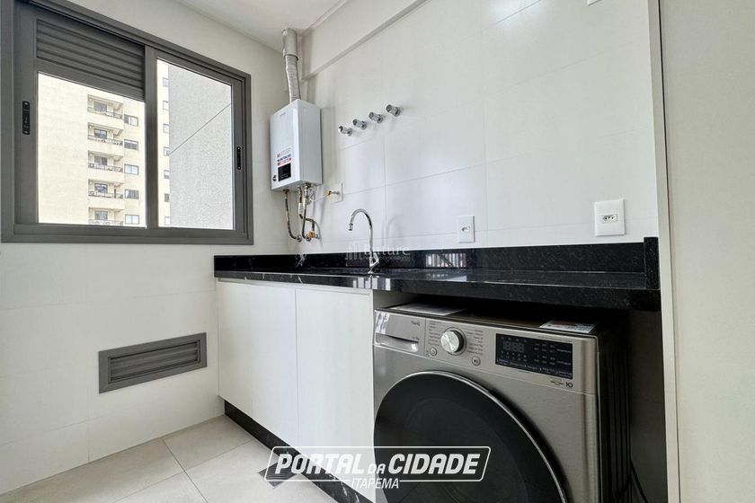 Apartamento &agrave; venda - 122m&sup2; - Centro