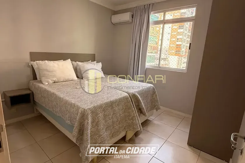 Apartamento &agrave; venda - 154m&sup2; - Meia Praia