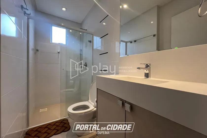 Apartamento &agrave; venda - 185m&sup2; - Meia Praia