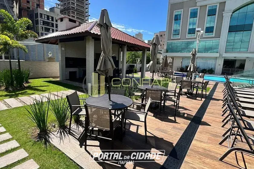 Apartamento &agrave; venda - 117m&sup2; - meia praia