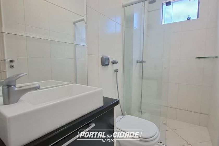 Apartamento para alugar - 172m&sup2; - Meia Praia