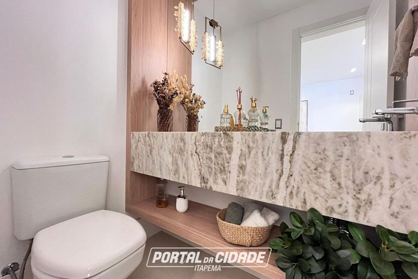 Apartamento &agrave; venda - 197m&sup2; - Meia Praia