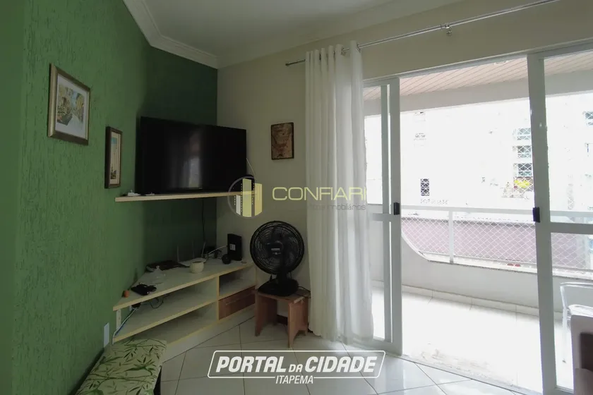 Apartamento &agrave; venda - 137m&sup2; - meia praia