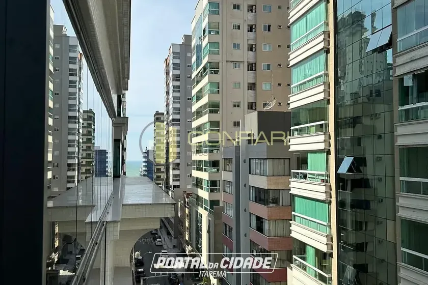 Apartamento &agrave; venda - 163m&sup2; - meia praia