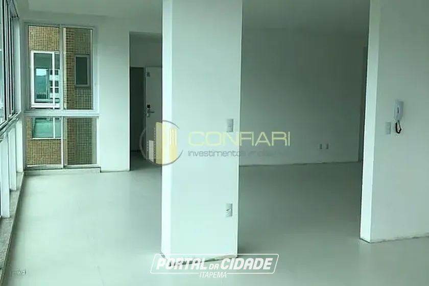 Apartamento &agrave; venda - 193m&sup2; - Meia Praia